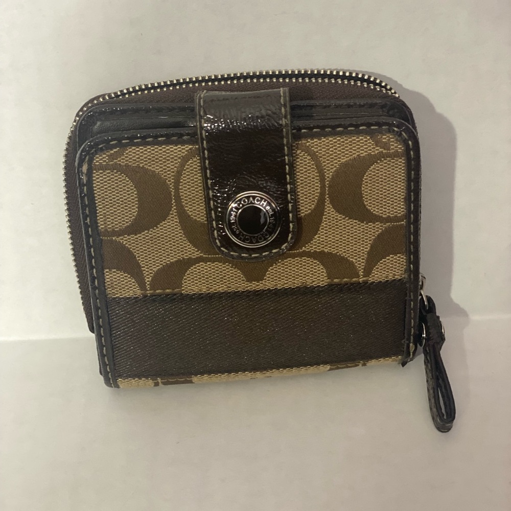 Signature Bifold